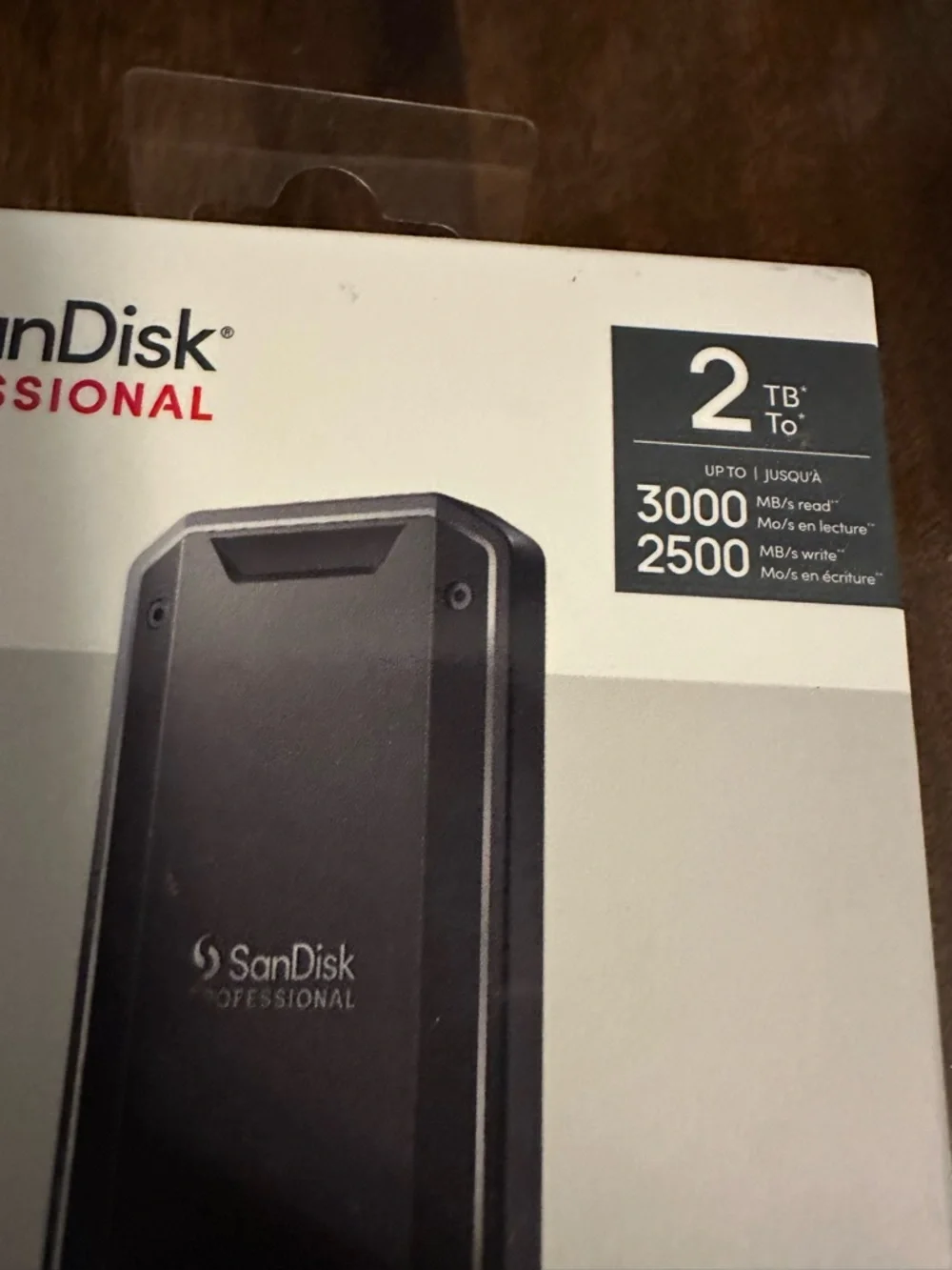 New 2TB SanDisk Professional PRO-G40 Portable NVMe SSD Thunderbolt 3 - Picture 6 of 9